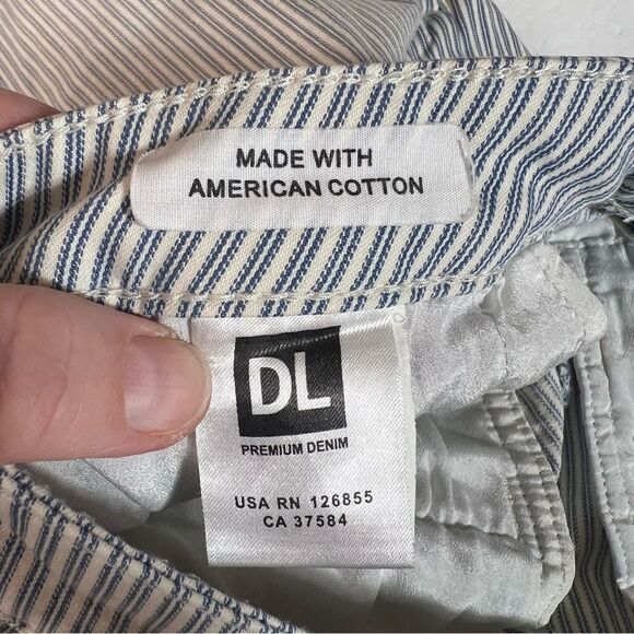 DL1961 Lily Trouser Shorts NWT Sz 28 Women’s Bermuda Jean - Picture 11 of 15